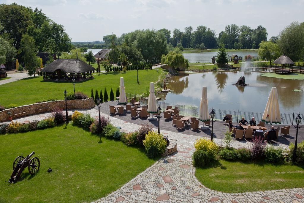 Milocin Park Centrum Wypoczynkowo-Konferencyjne Panzió Pierwoszow Kültér fotó